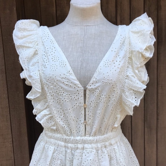 NWT Love the Label Womens Eyelet Ruffle Sleeve Tiered Dress Ecru Medium - Picture 8 of 15